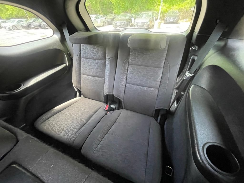 Used 2024 Dodge Durango SXT w/ Trailer Tow Group IV AWD/4WD image 9