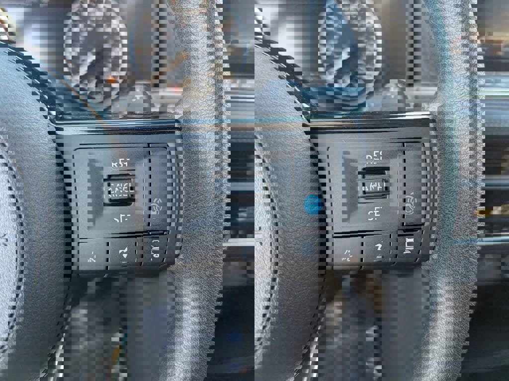 Used 2023 Nissan Rogue SV image 25