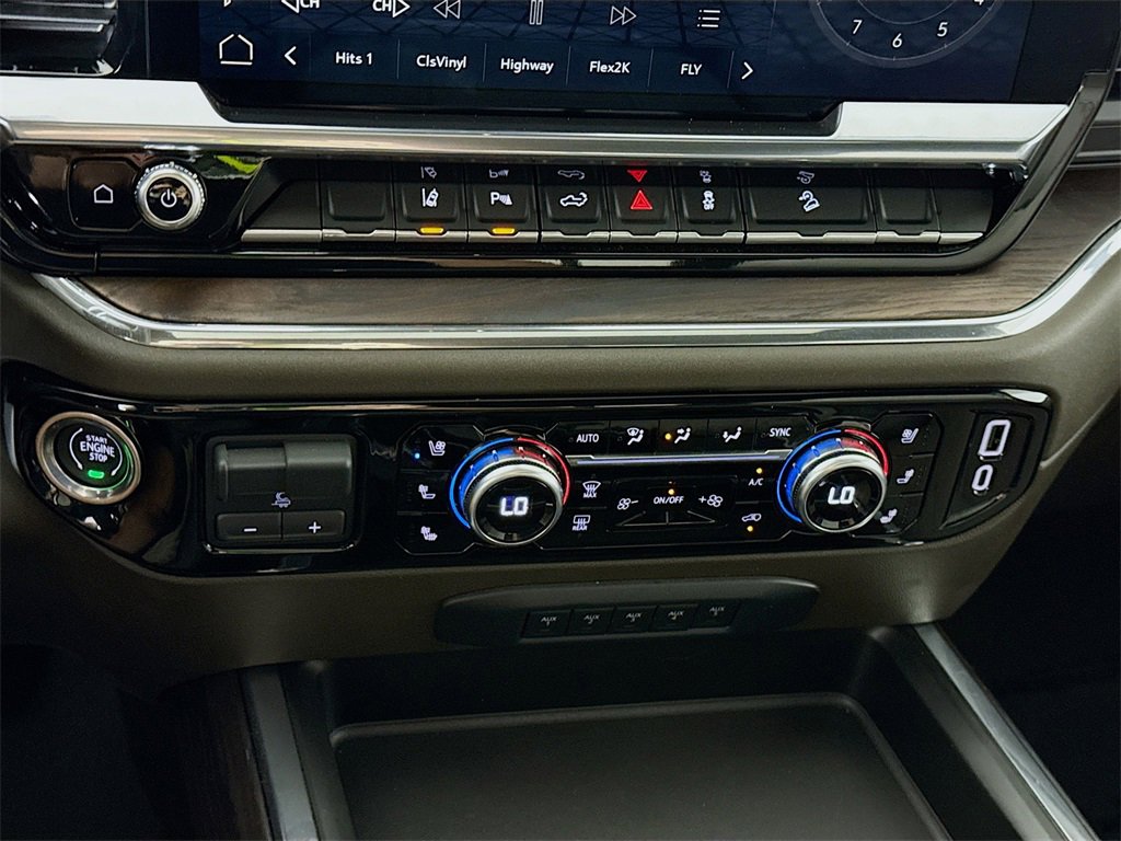 Used 2024 GMC Sierra 2500 SLT w/ SLT Premium Package image 7