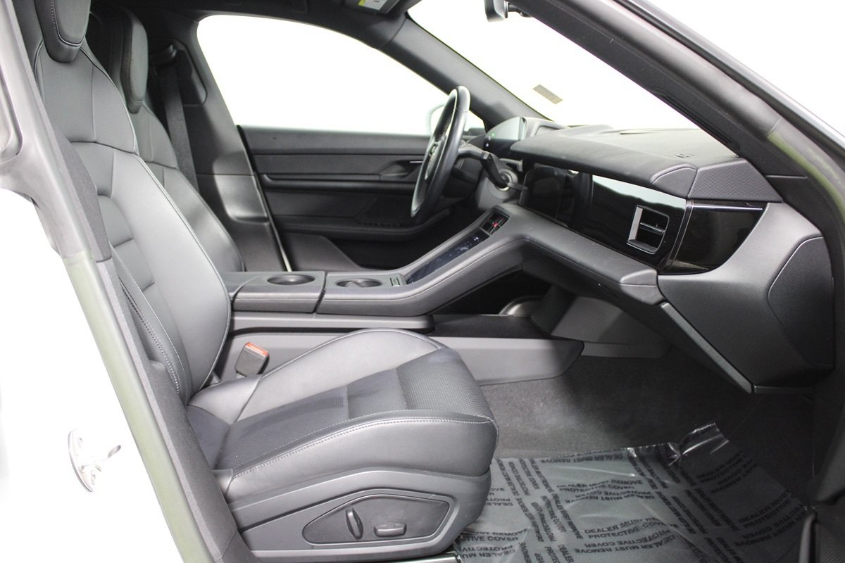 Used 2023 Porsche Taycan RWD image 12
