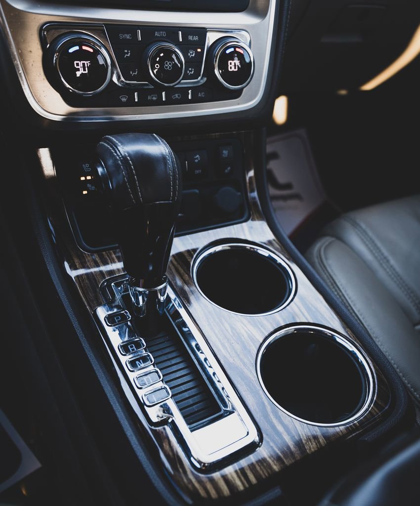 Used 2016 GMC Acadia Denali image 15