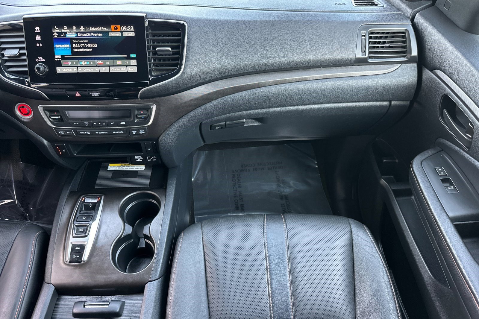 Used 2022 Honda Pilot TrailSport image 29