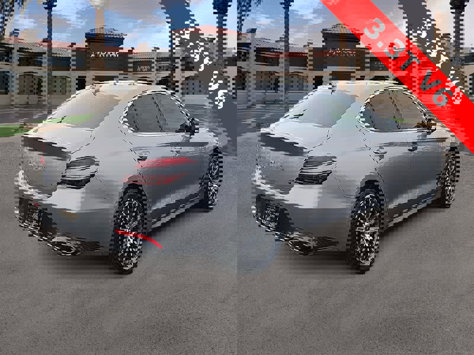 Used 2022 Genesis G70 3.3T image 8