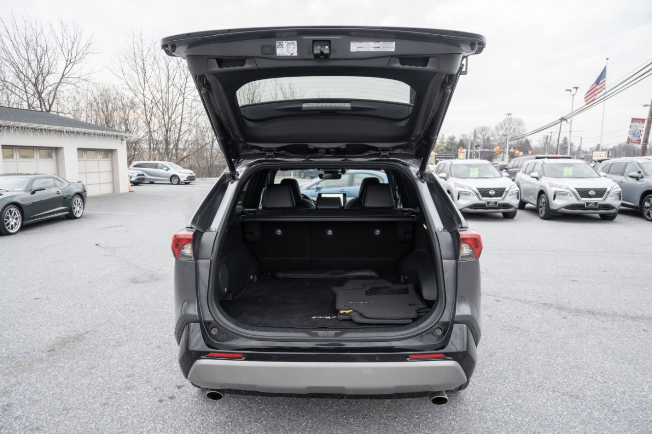Used 2023 Toyota RAV4 XSE image 21