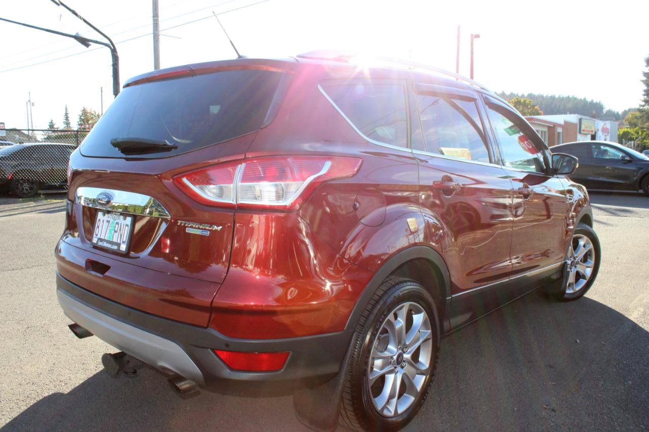 Used 2015 Ford Escape Titanium w/ Equipment Group 301A AWD/4WD image 7