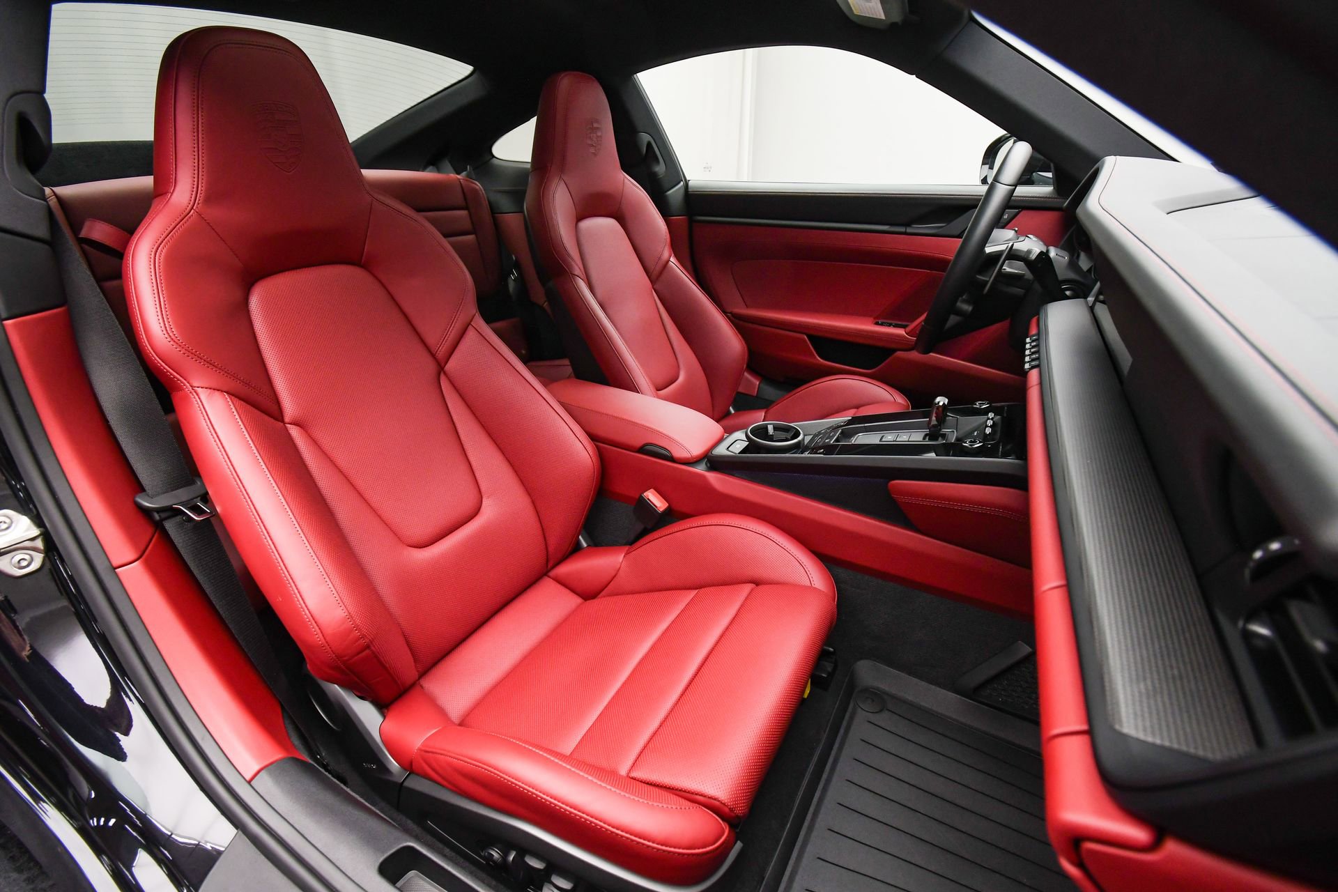 Used 2024 Porsche 911 Carrera GTS image 14