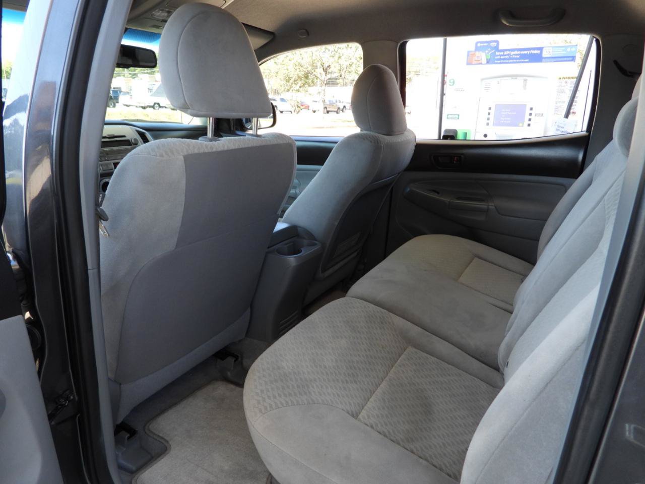 Used 2011 Toyota Tacoma PreRunner w/ SR5 Pkg #2 RWD image 48