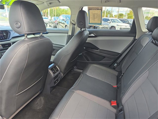 Used 2022 Volkswagen Taos SE image 10