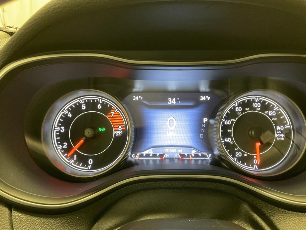 Used 2019 Jeep Cherokee Trailhawk w/ Cold Weather Group AWD/4WD image 22