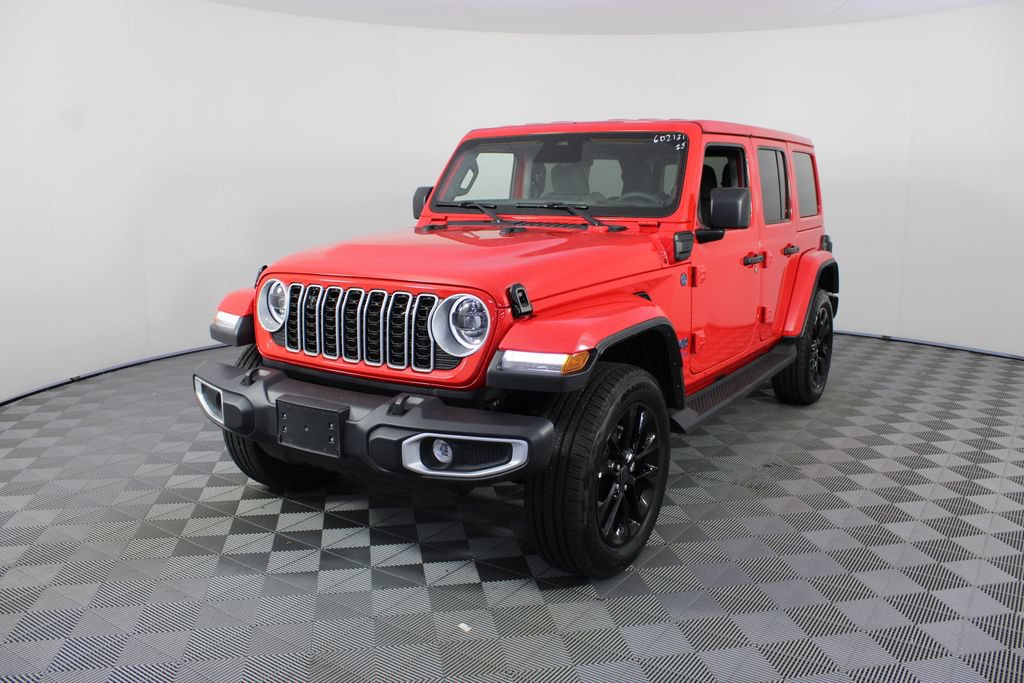 Used 2025 Jeep Wrangler Unlimited Sahara AWD/4WD image 20