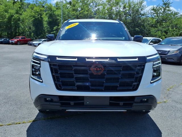 Certified 2026 Nissan Armada PRO-4X AWD/4WD image 2