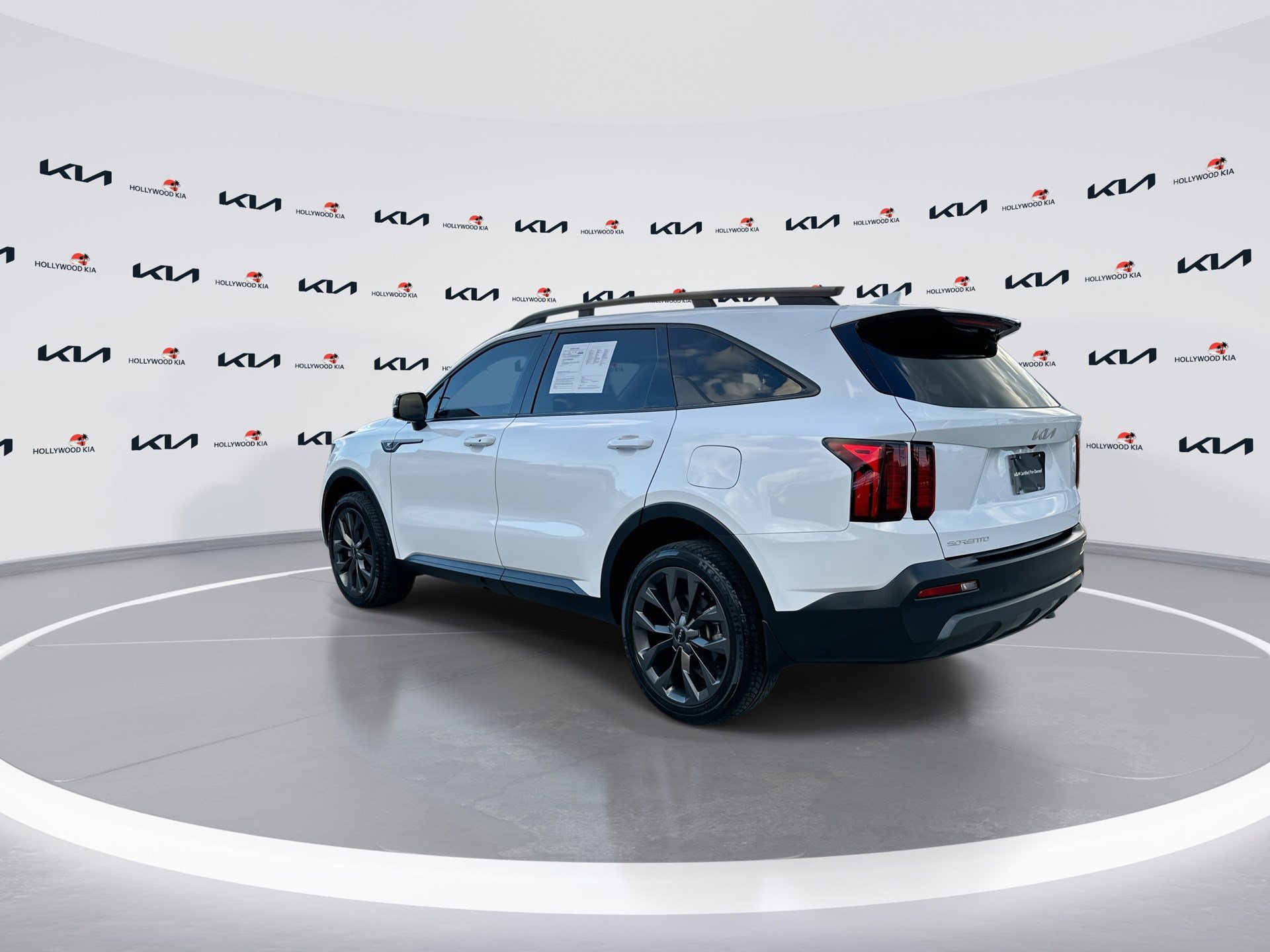 Certified 2023 Kia Sorento X-Line EX image 6