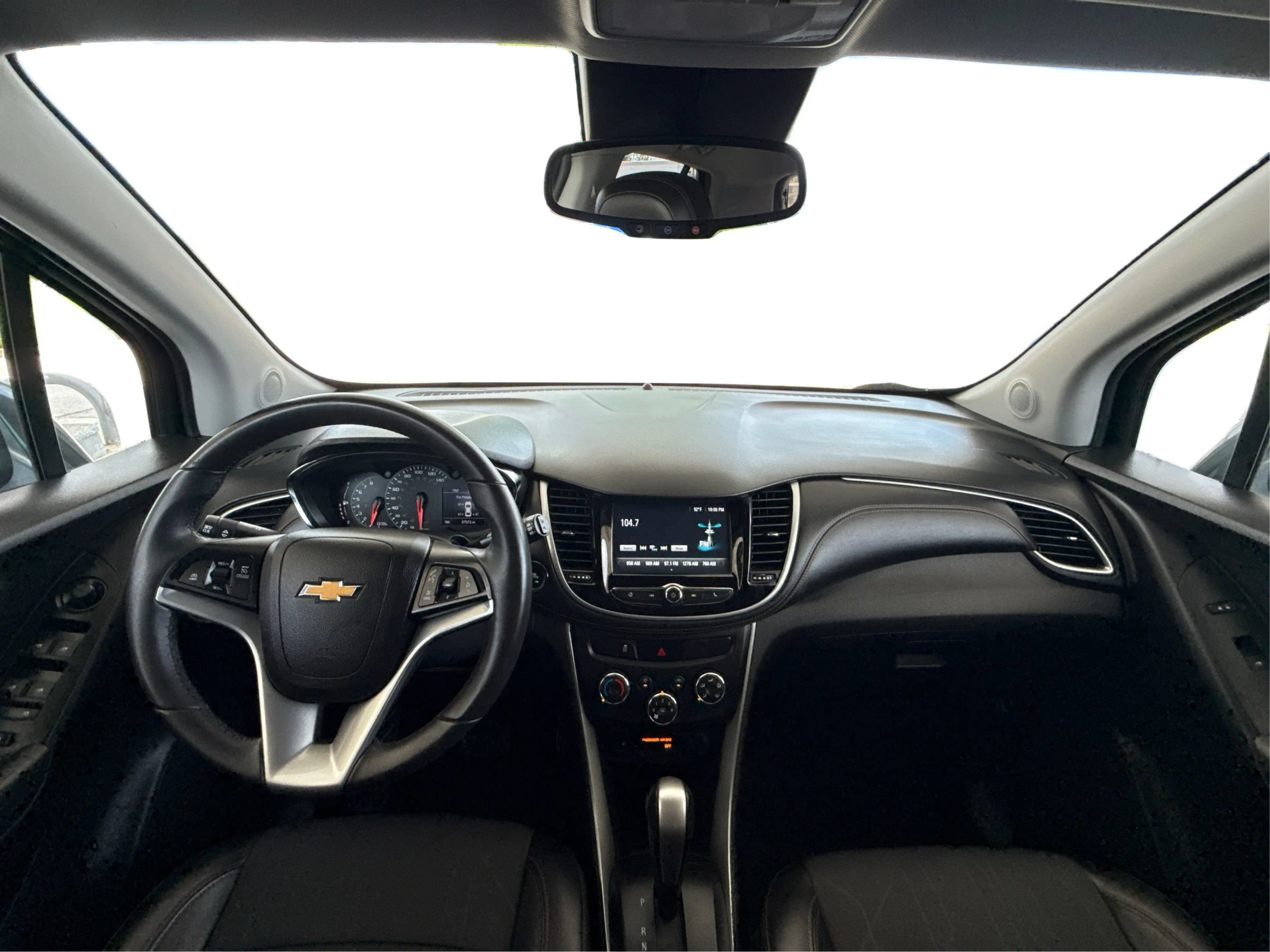 Used 2017 Chevrolet Trax LT w/ LT Convenience Package FWD image 23