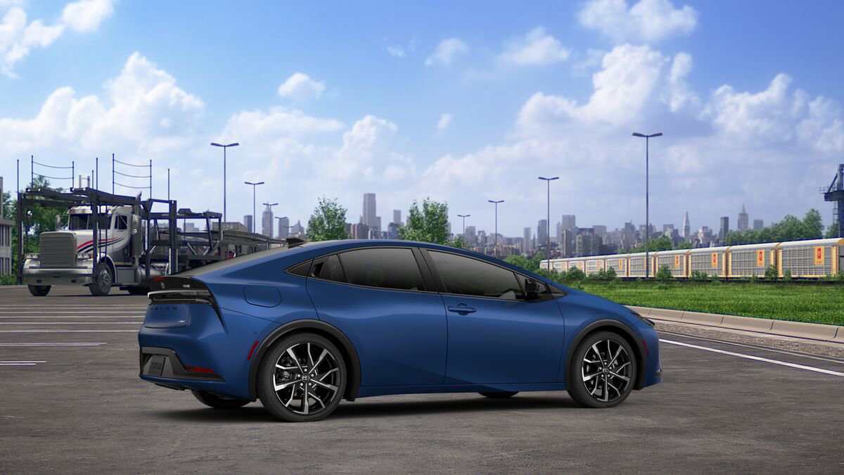 New 2026 Toyota Prius Plug-In Hybrid image 11