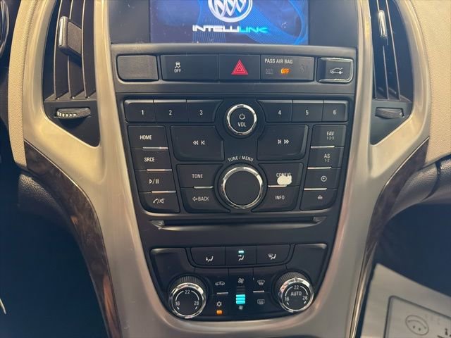 Used 2015 Buick Verano FWD image 20