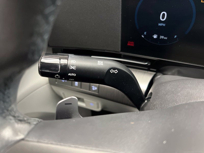 Used 2024 Hyundai Kona SEL w/ Convenience Package AWD/4WD image 19