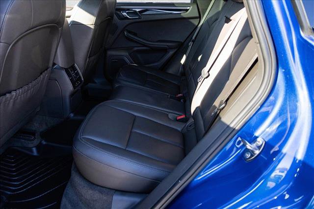 Used 2017 Porsche Macan S image 22