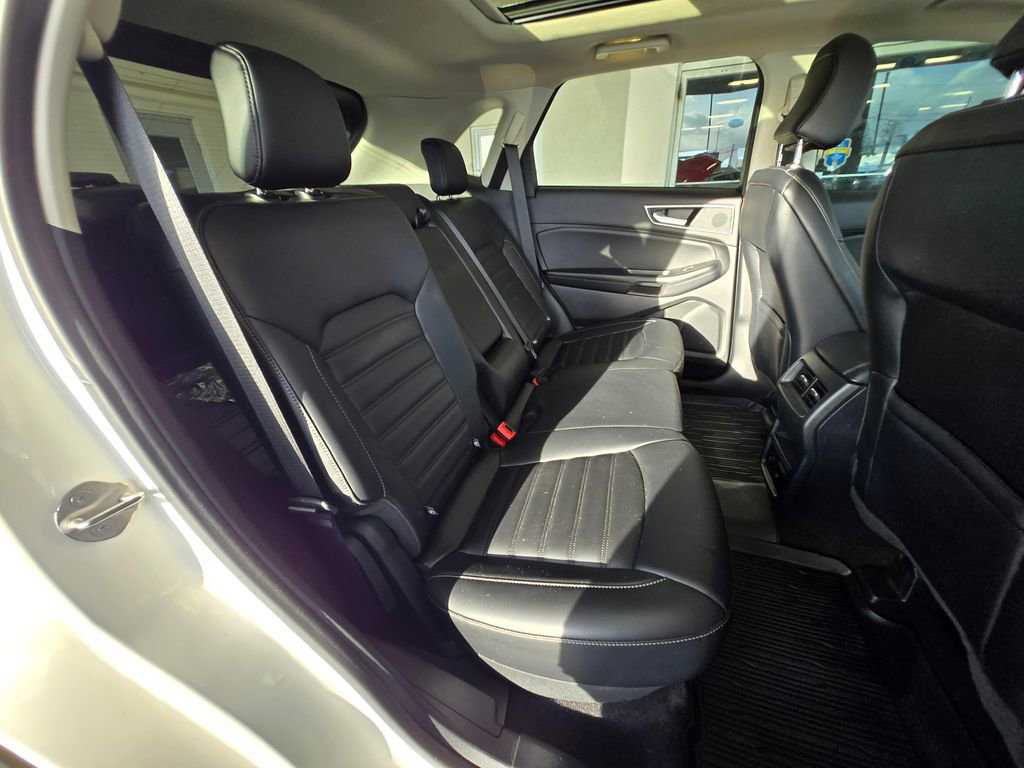 Used 2022 Ford Edge SEL w/ Convenience Package image 25