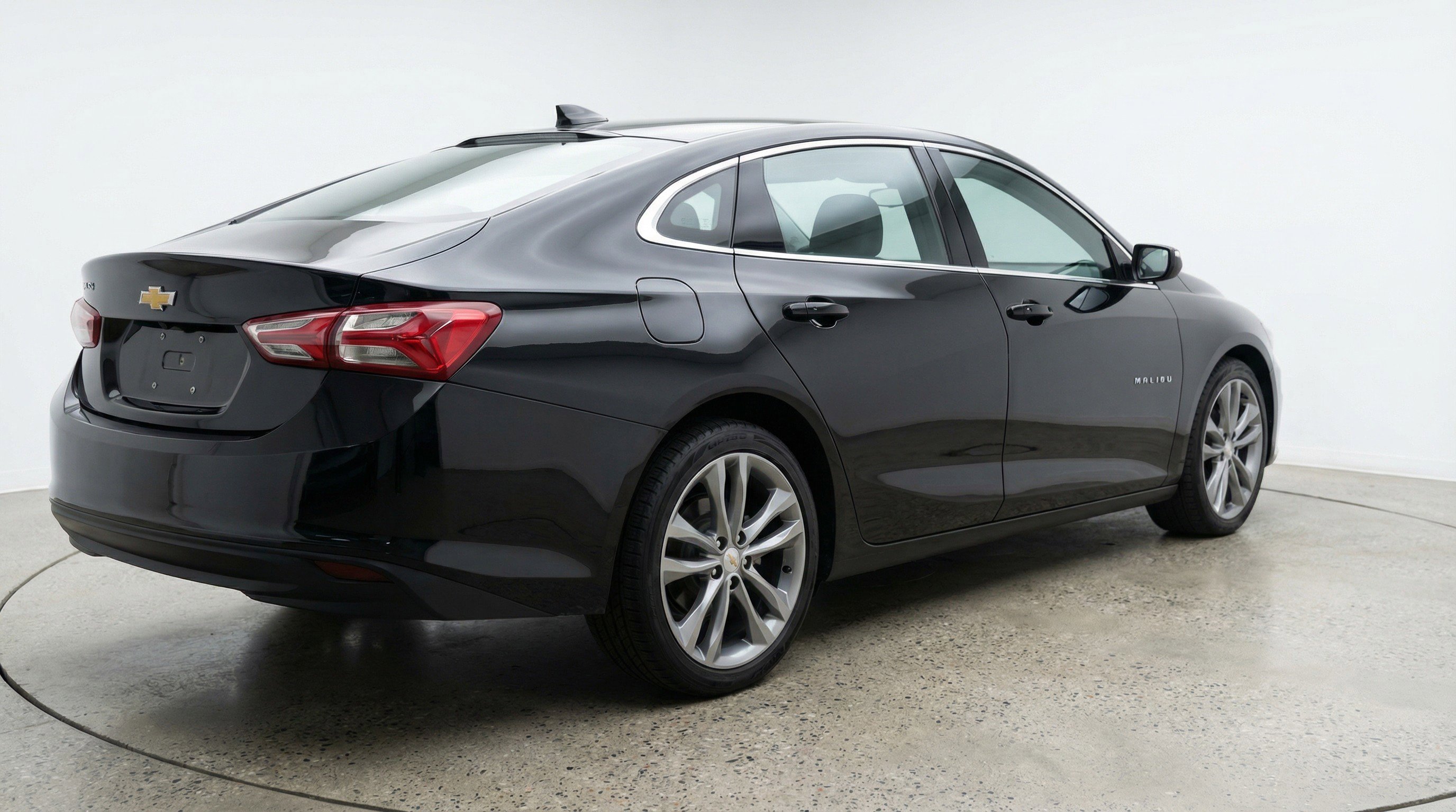 Used 2024 Chevrolet Malibu LT image 9