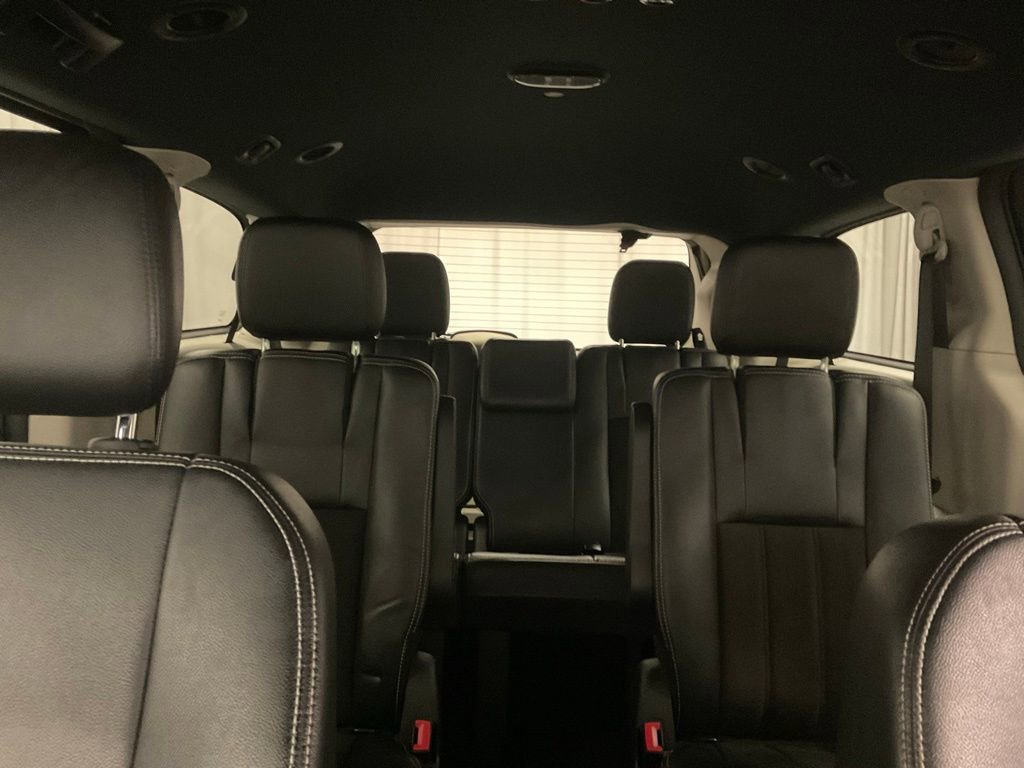 Used 2019 Dodge Grand Caravan SXT image 22