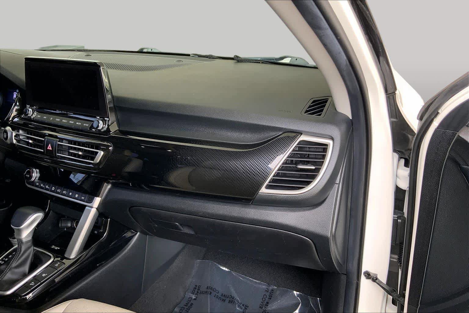 Used 2023 Kia Seltos EX AWD/4WD image 19