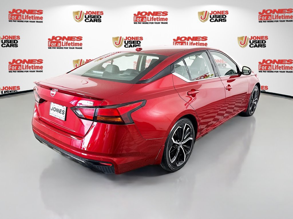 Certified 2023 Nissan Altima 2.5 SR w/ SR Premium Package FWD image 18