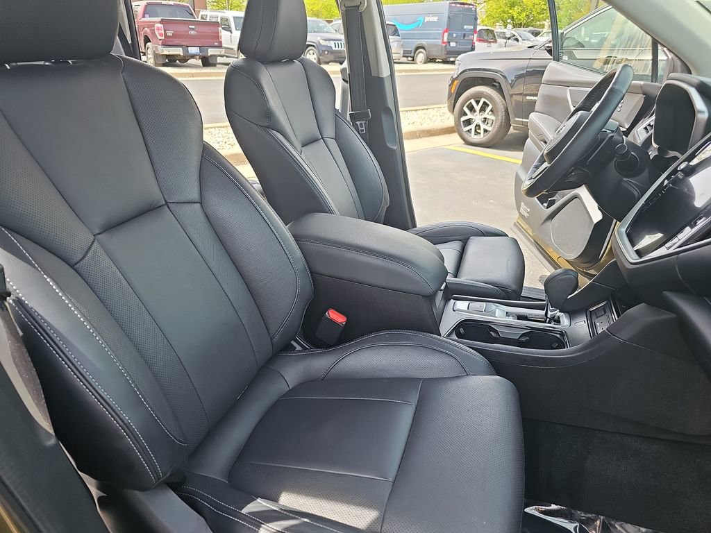 Used 2023 Subaru Ascent Limited AWD/4WD image 10