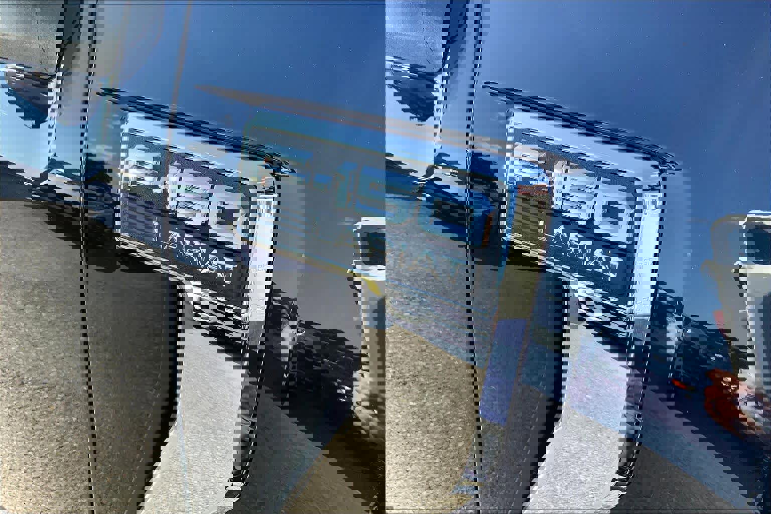 Certified 2022 Ford F150 Lariat w/ Equipment Group 502A High image 30