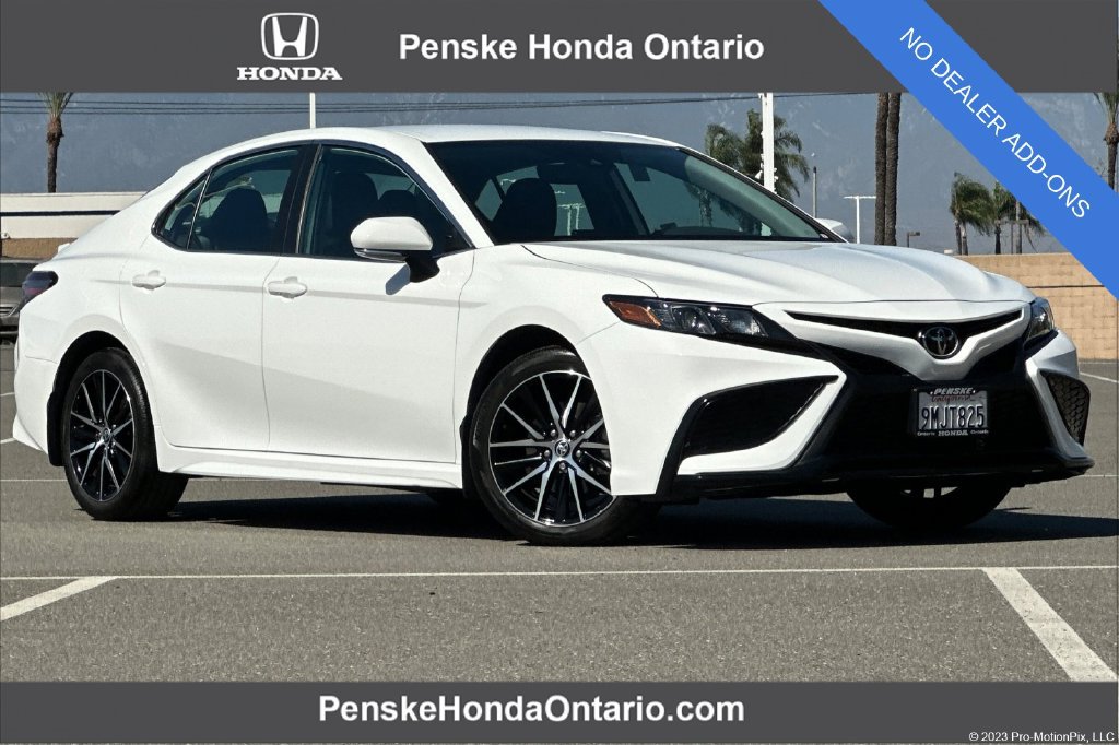 Used 2024 Toyota Camry SE