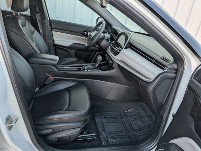 Used 2024 Jeep Compass Limited image 30