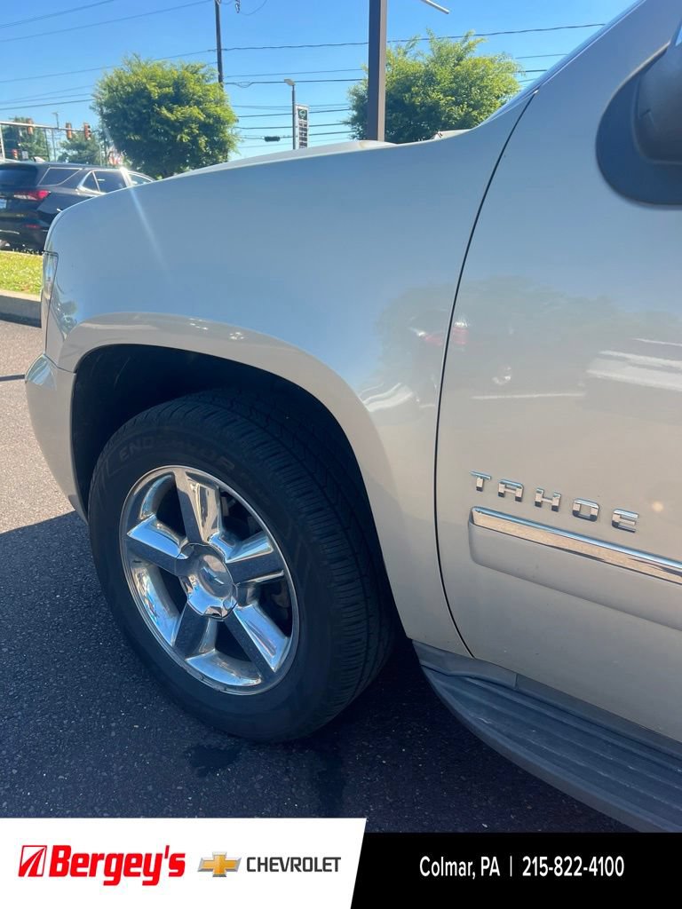Used 2012 Chevrolet Tahoe LTZ AWD/4WD image 4