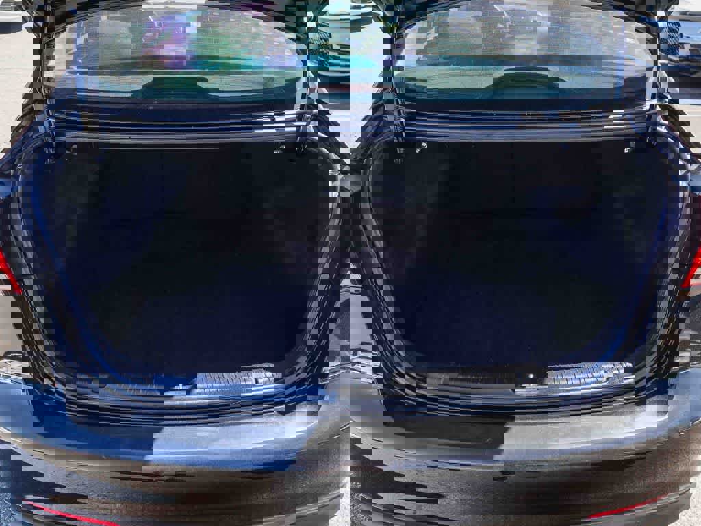 Used 2017 Kia Forte LX image 25