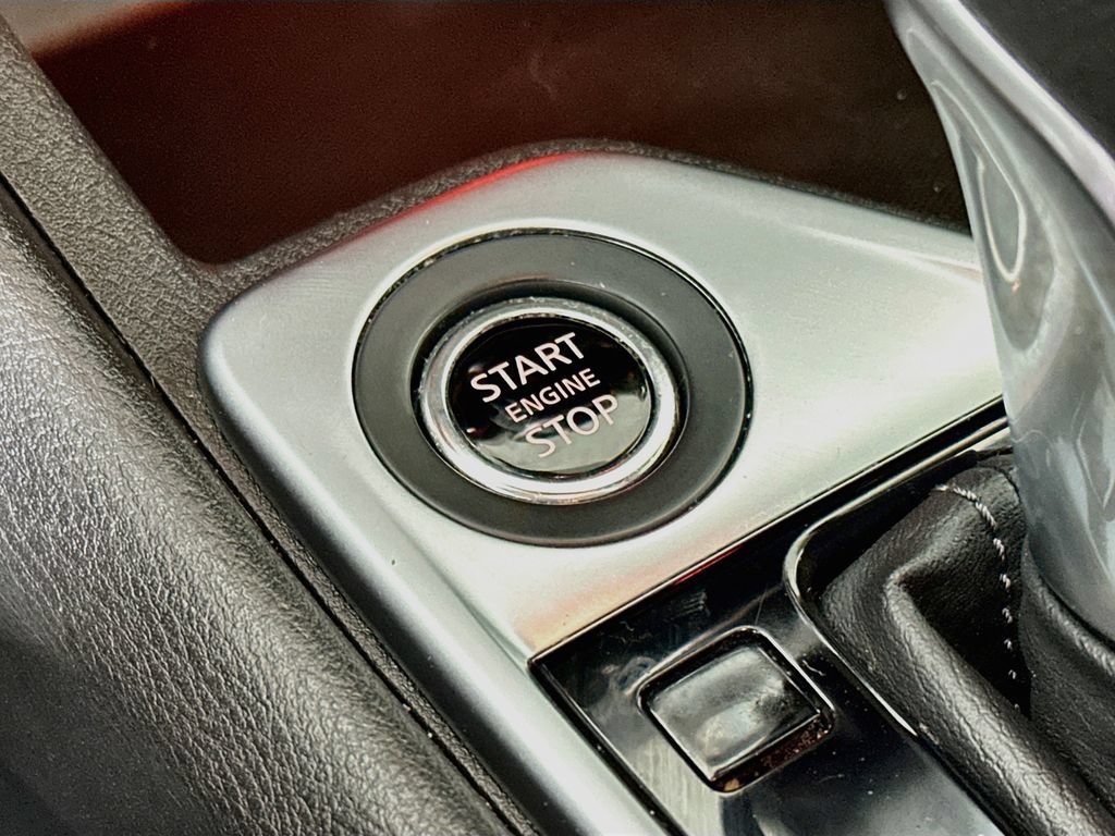Certified 2023 Nissan Sentra SV FWD image 19