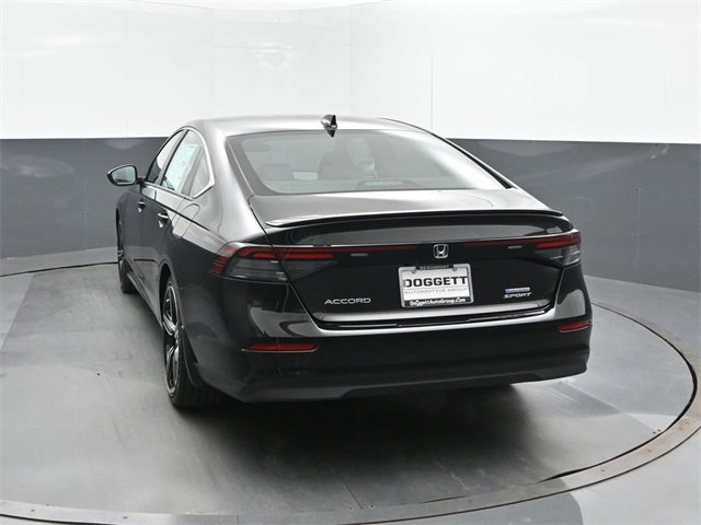 Used 2025 Honda Accord Sport image 8