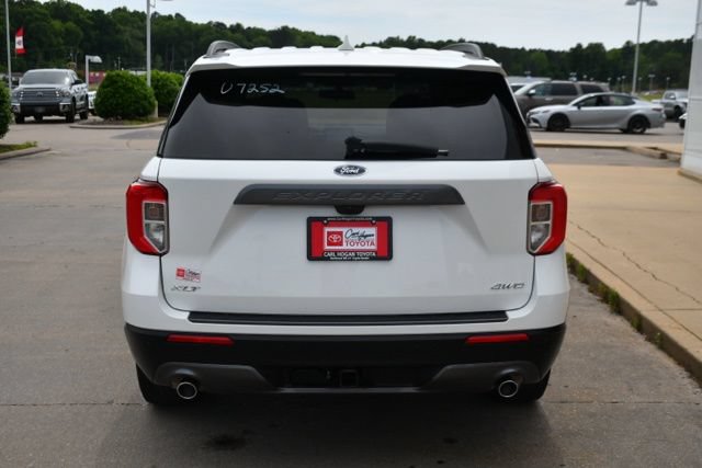 Used 2023 Ford Explorer XLT w/ Equipment Group 202A AWD/4WD image 4