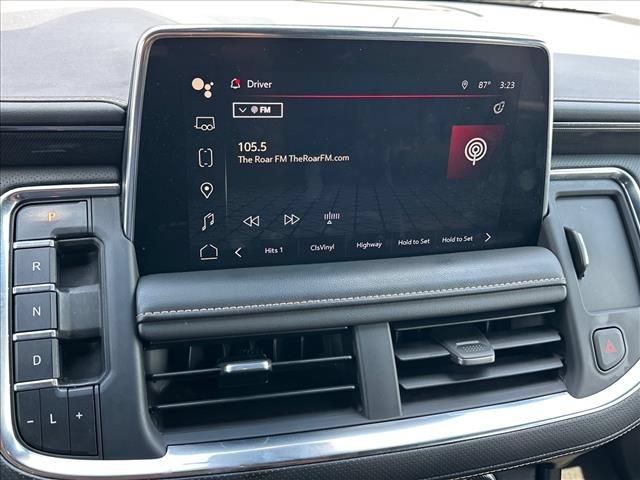 Certified 2023 GMC Yukon AT4 w/ AT4 Premium Plus Package AWD/4WD image 31