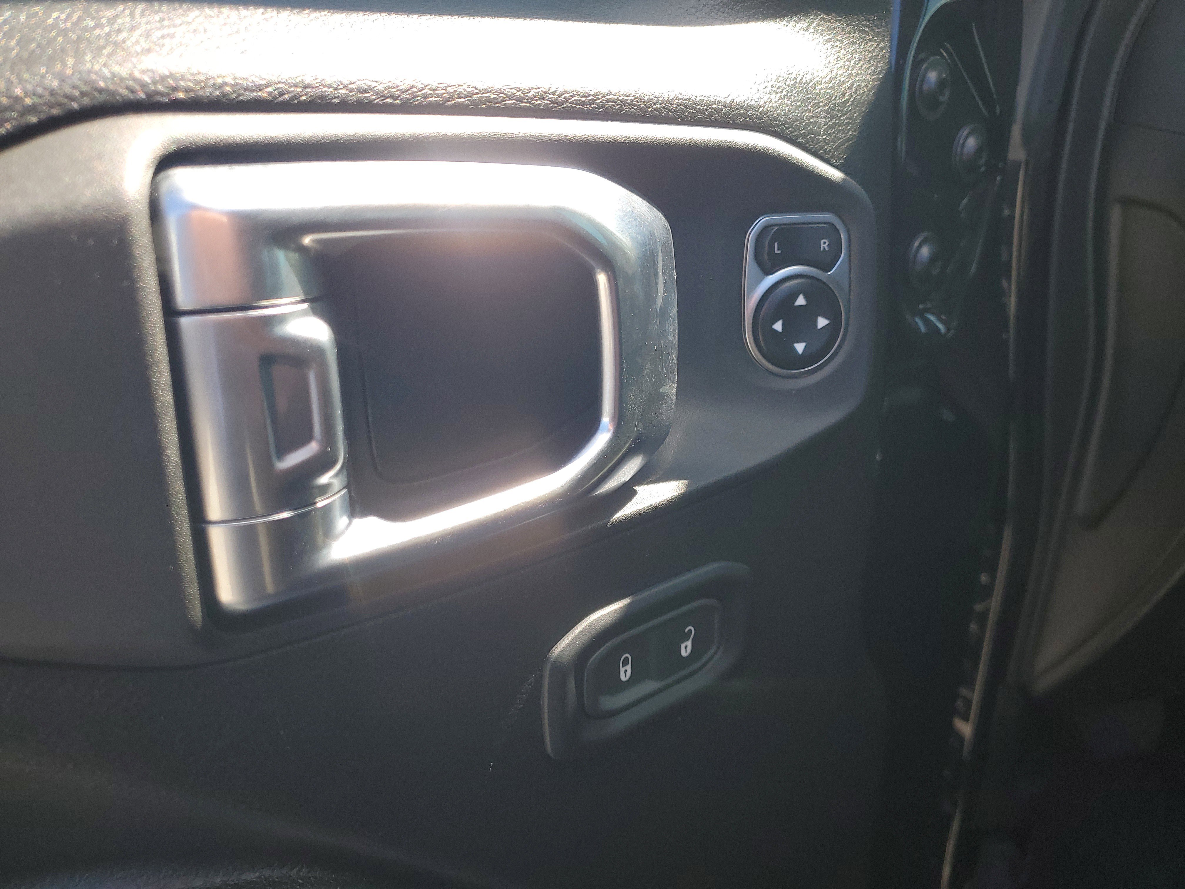 Used 2024 Jeep Gladiator Mojave image 11