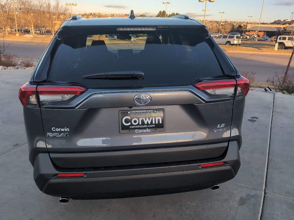 Used 2025 Toyota RAV4 LE image 6
