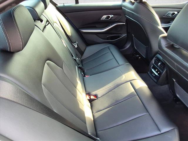 Used 2022 BMW 330i xDrive Sedan w/ M Sport Package AWD/4WD image 21