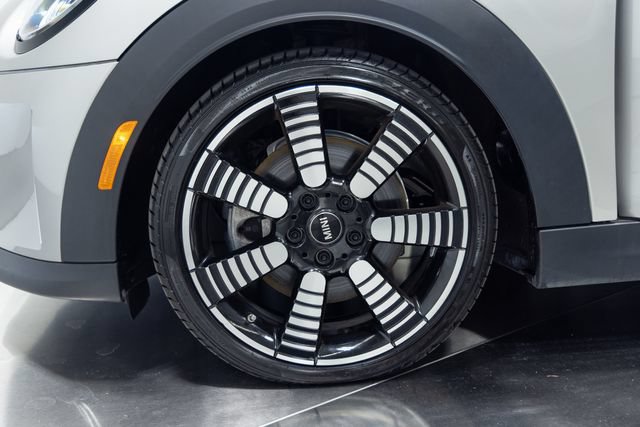 Certified 2024 MINI Cooper S FWD image 27