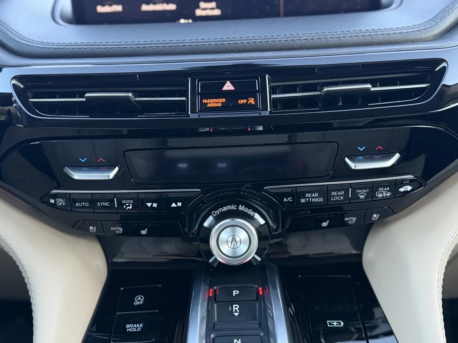 Used 2023 Acura MDX SH-AWD w/ Advance Package image 34