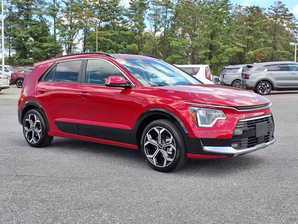 New 2025 Kia Niro EX Touring image 2