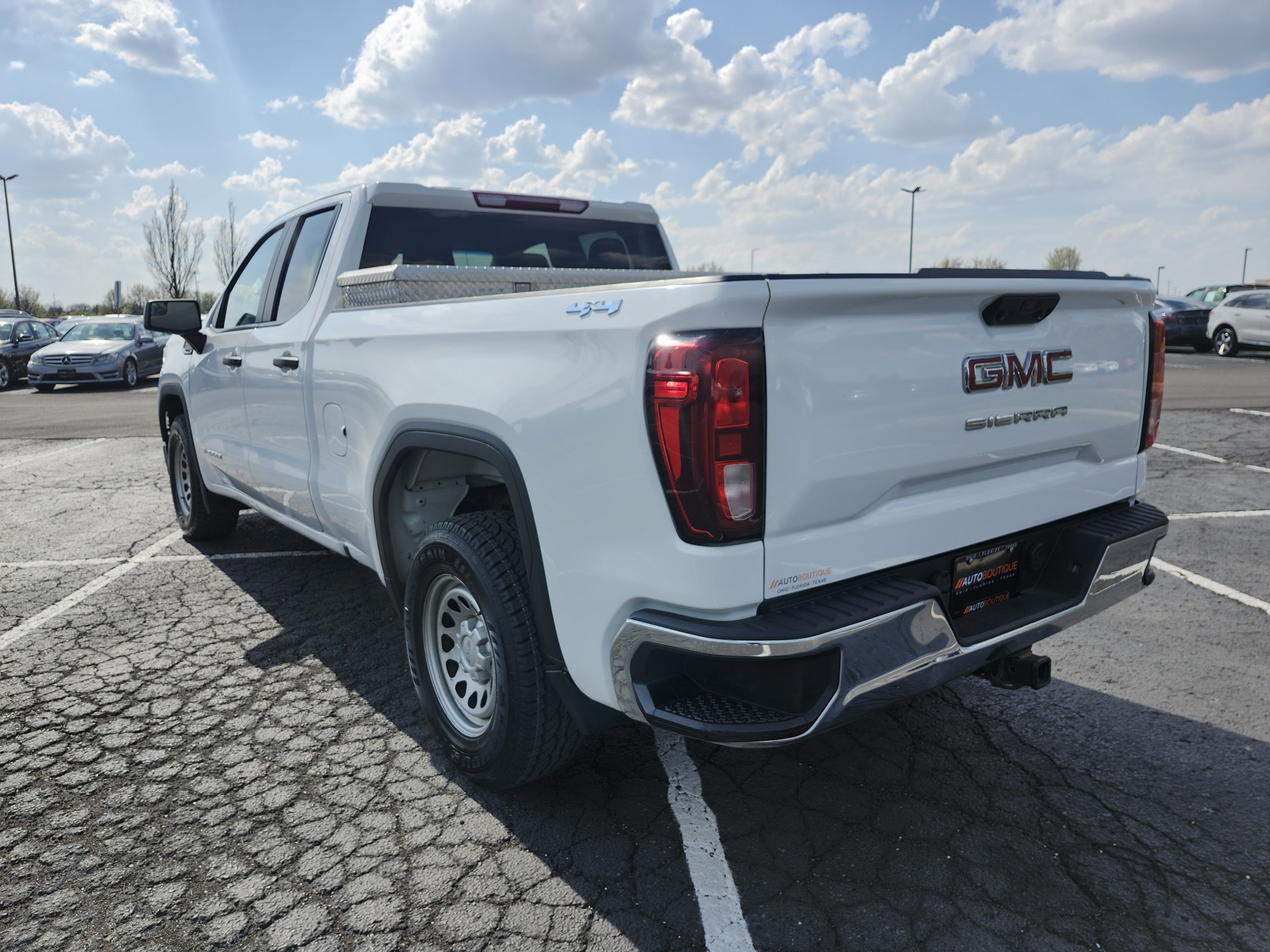 Used 2024 GMC Sierra 1500 Pro w/ Pro Value Package AWD/4WD image 15