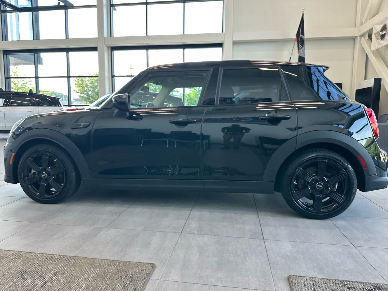 Certified 2024 MINI Cooper S FWD image 7