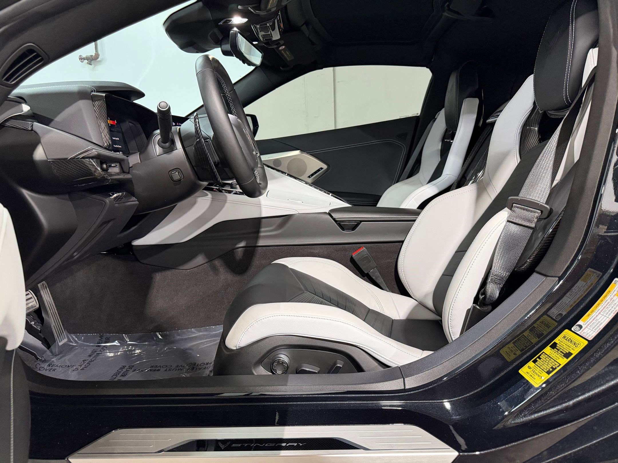 Used 2024 Chevrolet Corvette Stingray Preferred Cpe w/ Z51 Performance Package image 5