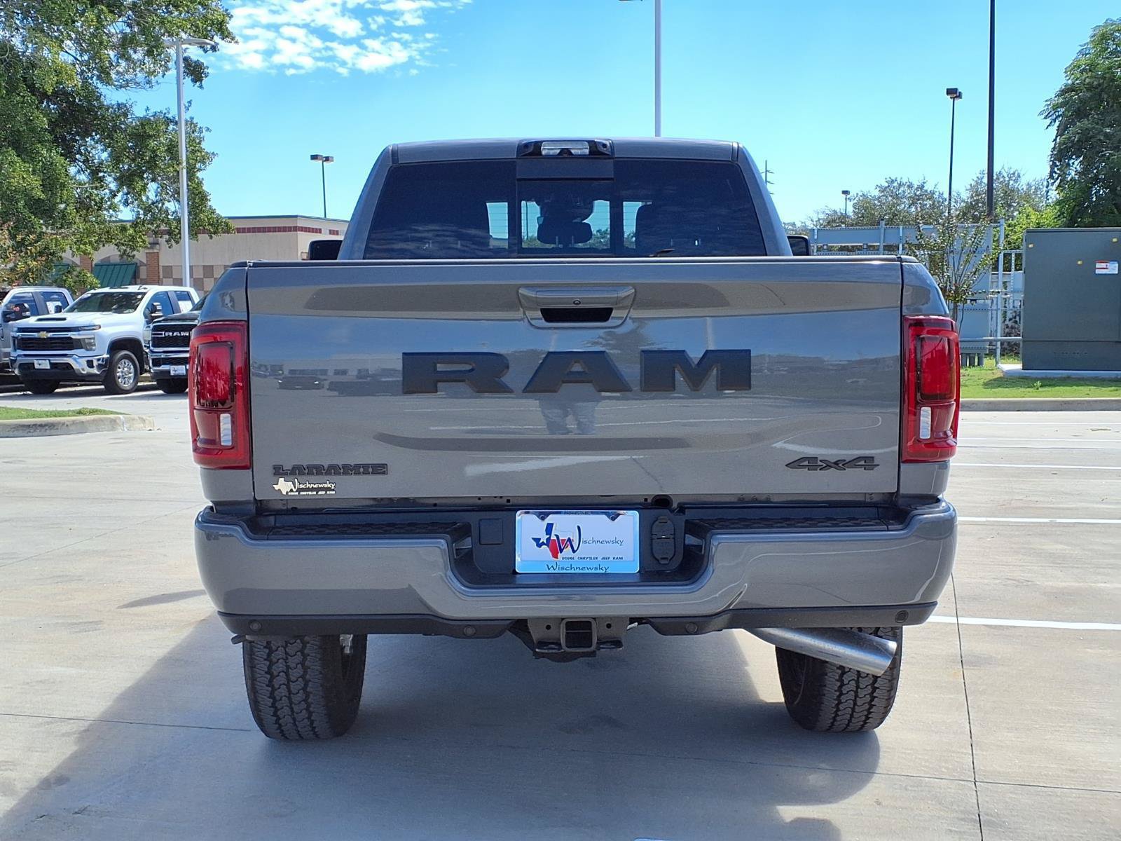 New 2027 RAM 2500 Laramie AWD/4WD image 7