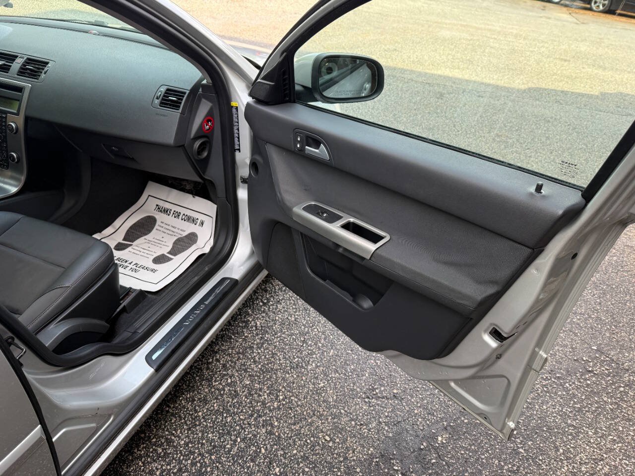 Used 2009 Volvo S40 2.4i FWD image 17