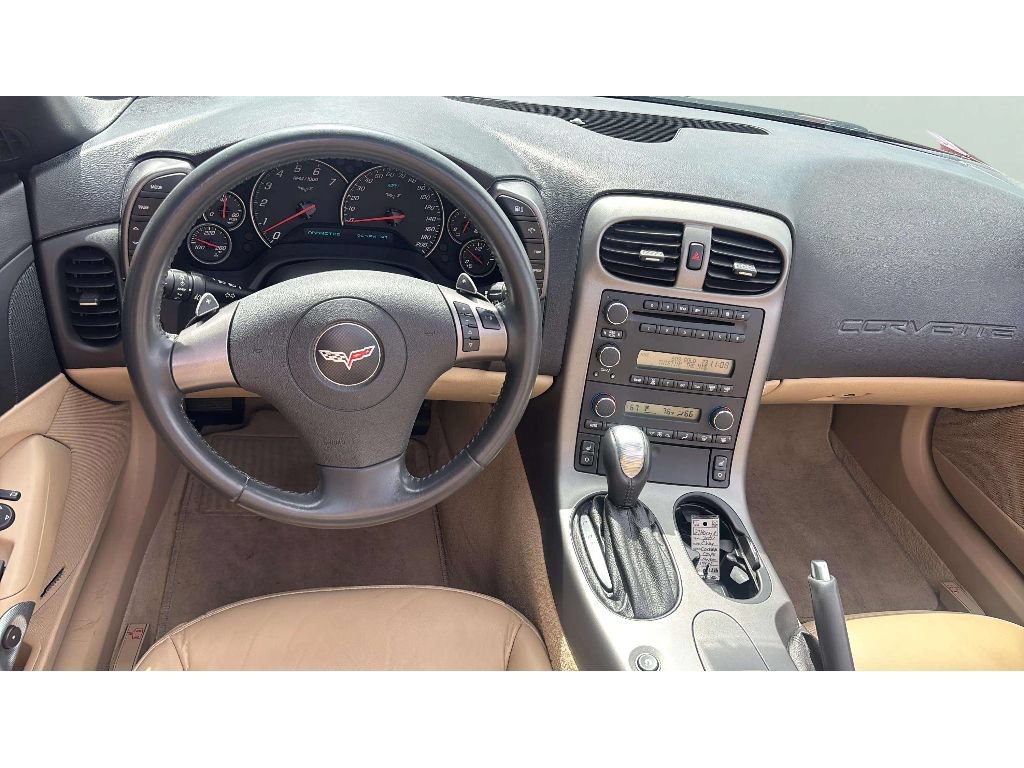 Used 2007 Chevrolet Corvette Coupe w/ Preferred Equipment Group RWD image 26