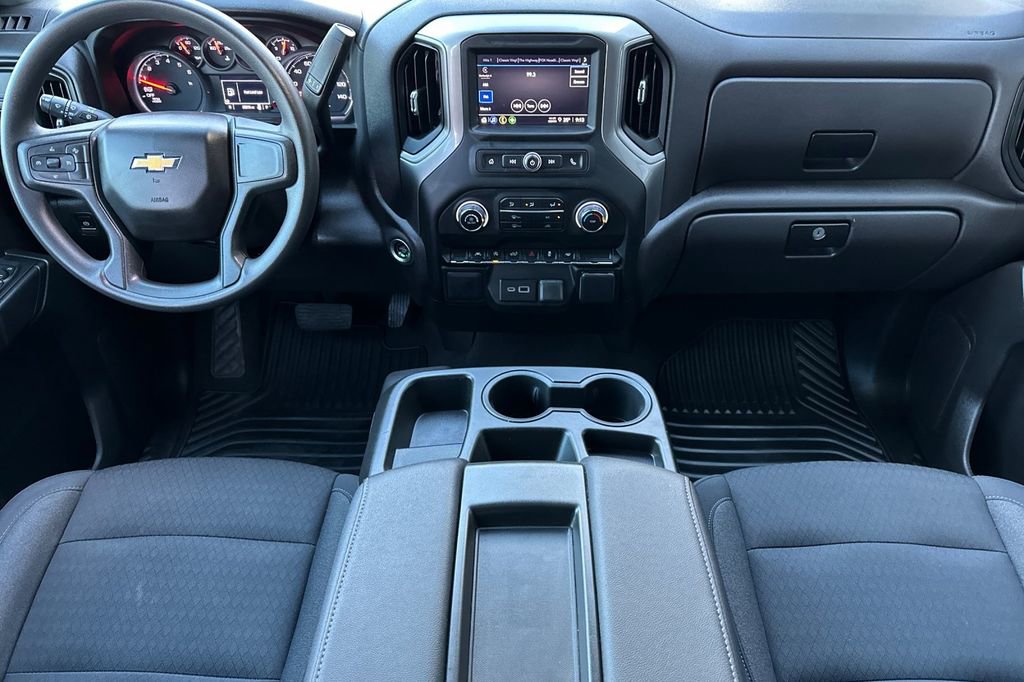 Used 2024 Chevrolet Silverado 1500 Custom w/ Turbomax Blackout Package image 13