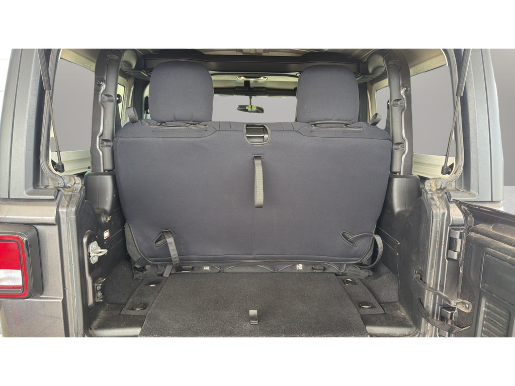 Used 2020 Jeep Wrangler Sport AWD/4WD image 14